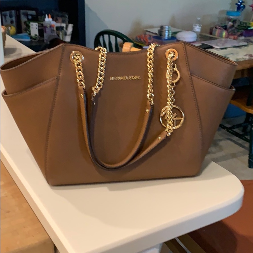 Jet Set Michael Kors bag in like new condition!
